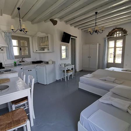 Elia Apartments Agios Romanos Eksteriør billede