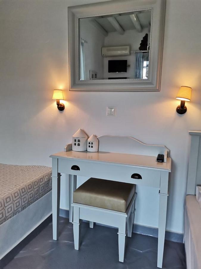 Elia Apartments Agios Romanos Eksteriør billede