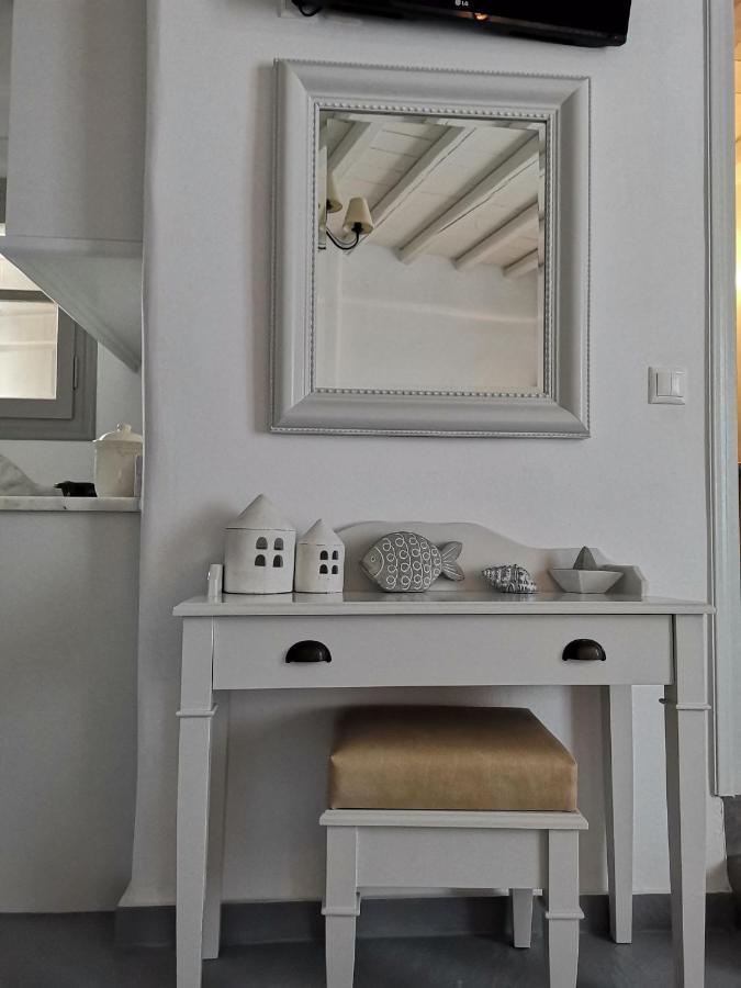 Elia Apartments Agios Romanos Eksteriør billede