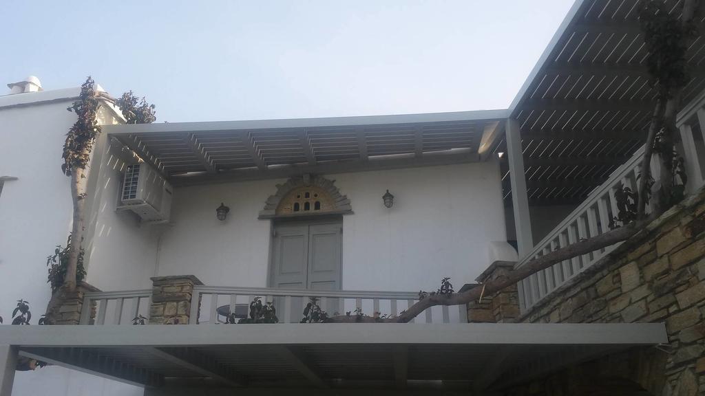 Elia Apartments Agios Romanos Eksteriør billede