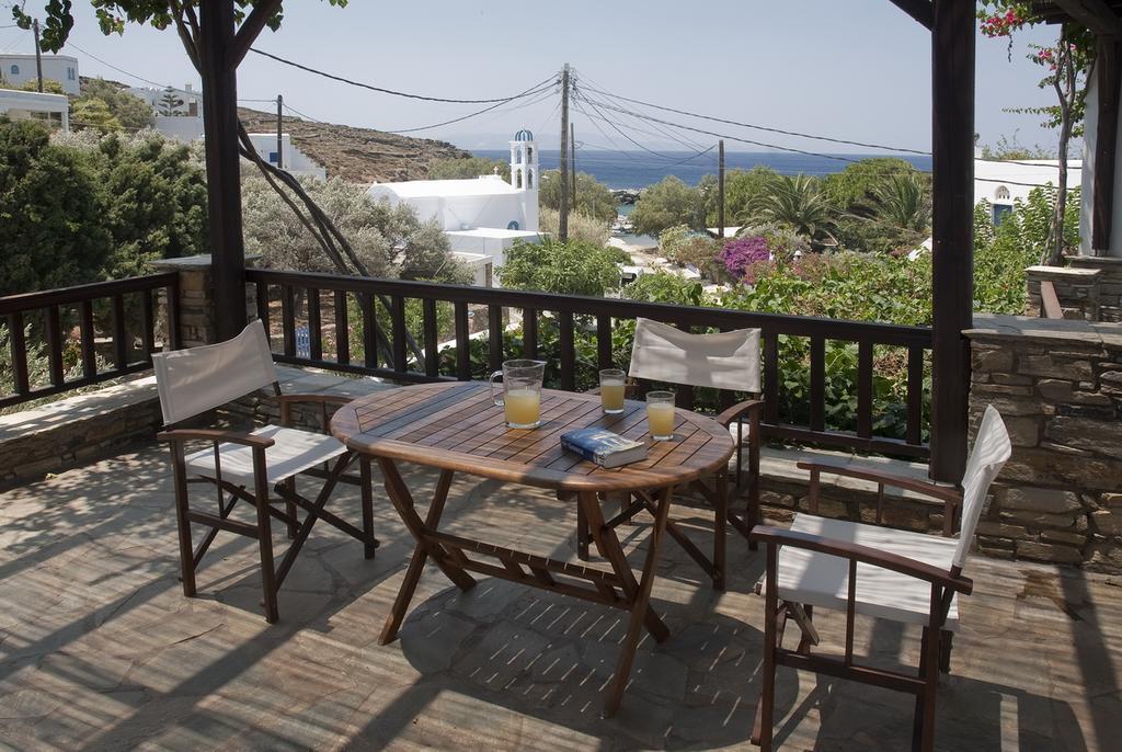 Elia Apartments Agios Romanos Eksteriør billede